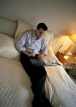 トムブラウンの買取りならプレミアムキング